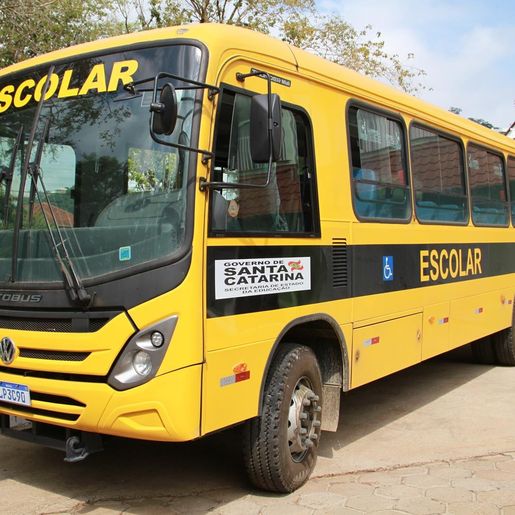 Itapiranga renova frota de ônibus e mantém terceirizados