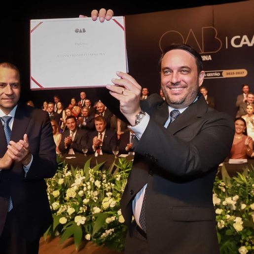 Juliano Mandelli toma posse como presidente da OAB de Santa Catarina