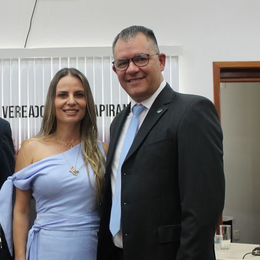 Prefeito de Itapiranga pode abrir mão de pré-candidatura para apoiar esposa