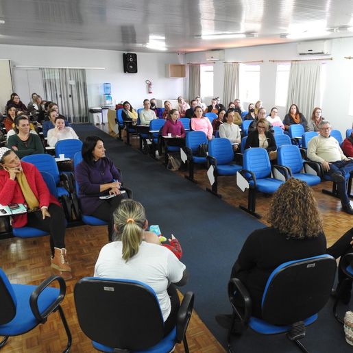 “Autismo” é tema de capacitação na rede municipal