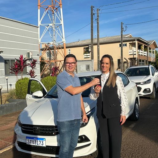 Saúde de Belmonte recebe carro para transporte de pacientes