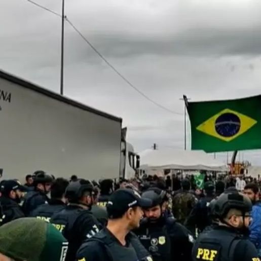 Tropas de choque são acionadas em SC após manifestantes não liberarem rodovias