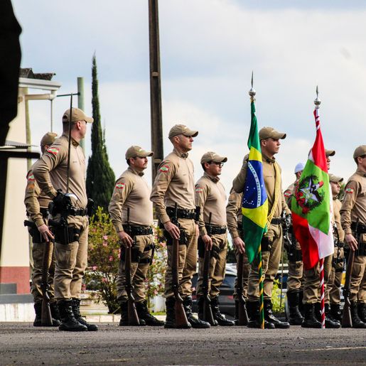 PMs concluem Cursos de Aperfeiçoamento de Sargentos e de Habilitação de Cabos