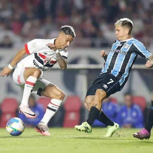 Grêmio vence o São Paulo e encaminha permanência na Série A do Brasileirão