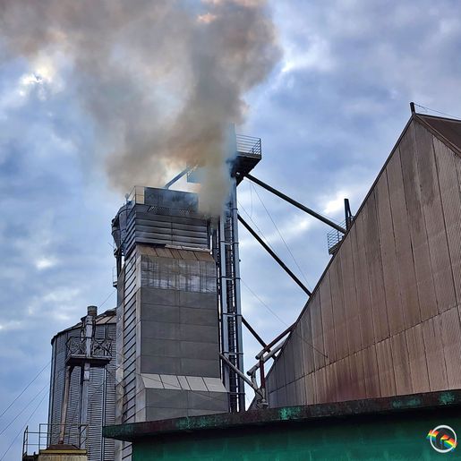 Incêndio atinge secador de grãos em Itapiranga