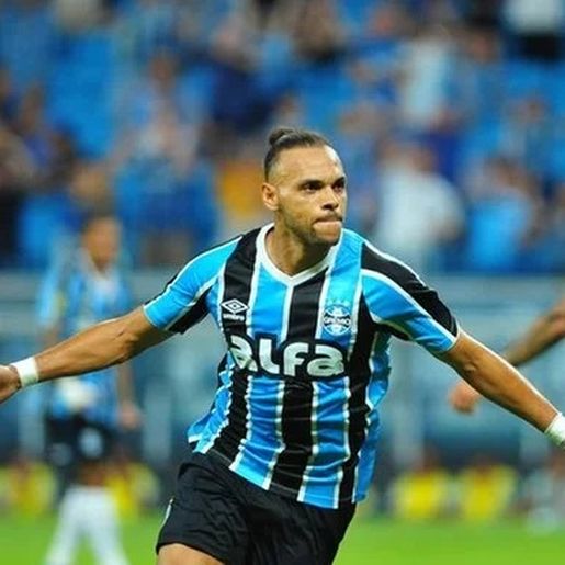 Grêmio vence Juventude e tem vantagem mínima na semifinal do Gauchão
