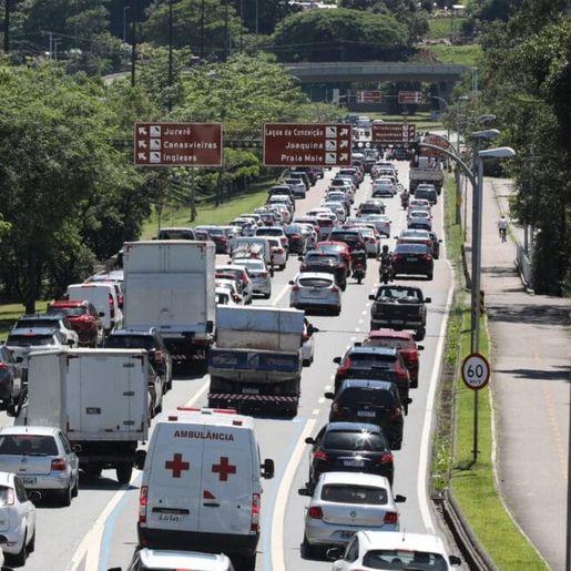 Alta velocidade é responsável por mais de 40% das multas de trânsito em SC