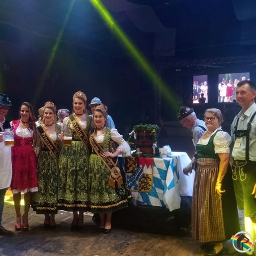 Linha Presidente Becker abre a 44ª Oktoberfest