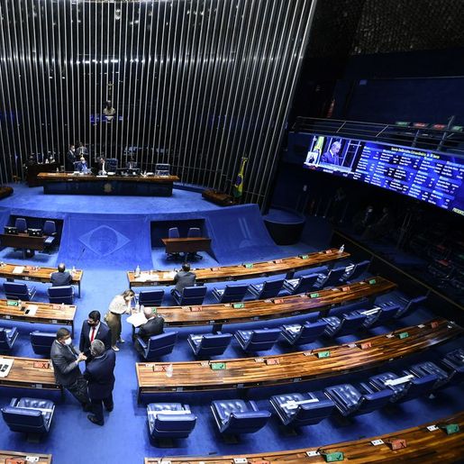 PEC da Transição é aprovada no Senado Federal