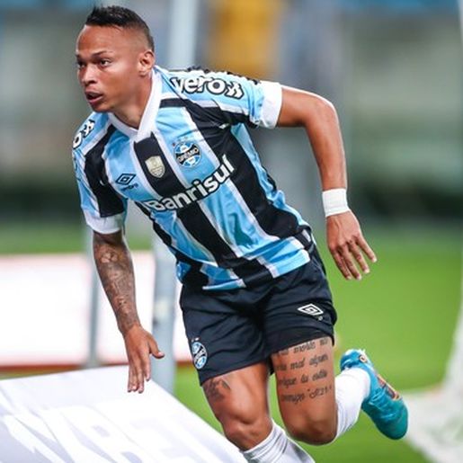Grêmio vence o Guarany de Bagé e assume a liderança do Gauchão