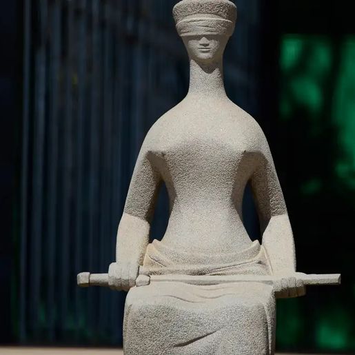 Moraes nega pedido de Bolsonaro para entregar defesa em 83 dias