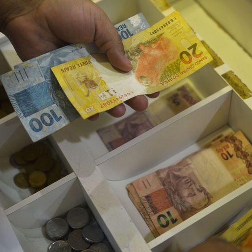 Mercado financeiro eleva projeção da inflação de 5,88% para 5,91%