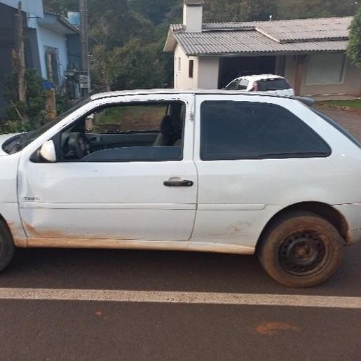 Polícia Militar recupera veículo furtado e prende suspeitos em São Miguel do Oeste
