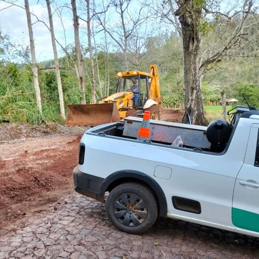 Casan instala rede de água para comunidade do interior de Mondaí