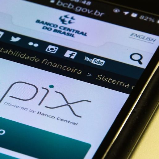 Moradora de SMOeste perde mais de R$ 4 mil em golpe no WhatsApp