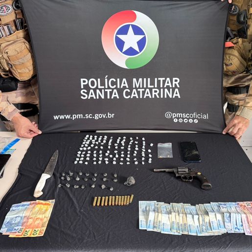 Polícia Militar prende jovem com drogas e arma em São Miguel do Oeste