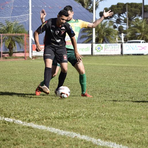 Guarani vira nos acréscimos e vence o Ipiranga pelo Estadual