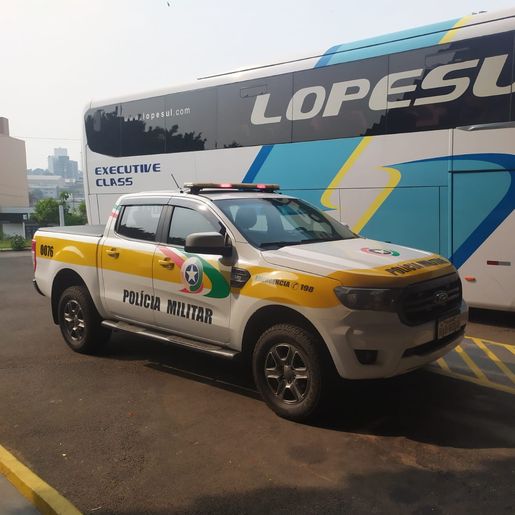 Polícia Rodoviária realiza ação educativa no transporte coletivo em SMOeste