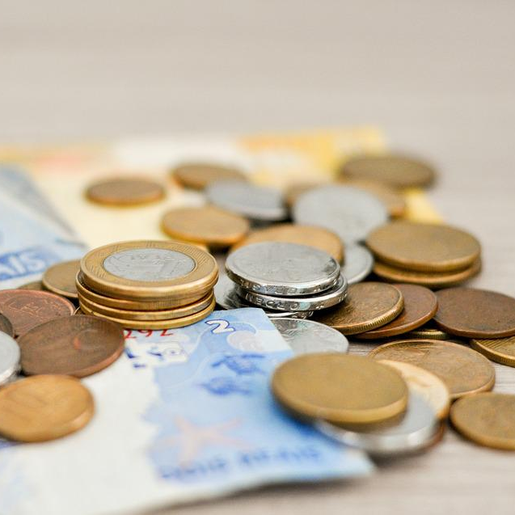 Beneficiários com NIS final 9 recebem nesta sexta-feira Auxílio Brasil