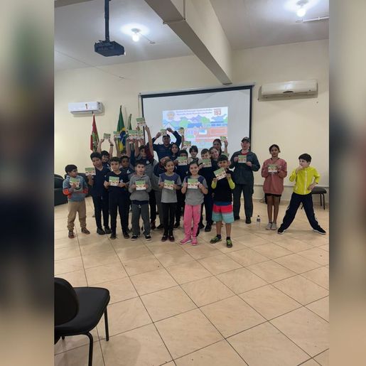 Bombeiros realizam Operação Alerta Vermelho em escolas de SMOeste