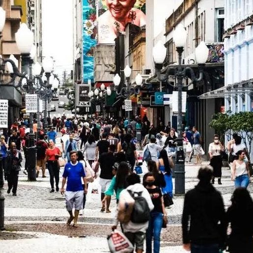 Consumidor está confiante e vendas de Natal podem chegar a R$ 3,45 bilhões em SC