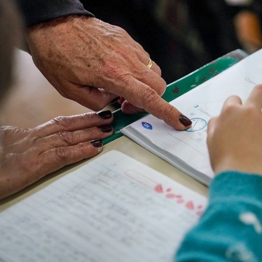 Governo lança pacote para valorizar professores com formação e apoio psicológico