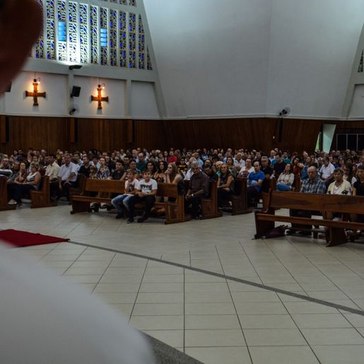 Celebrações e confissões marcam Semana Santa na paróquia São Miguel Arcanjo