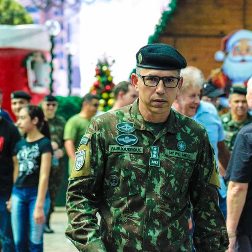 1º Encontrão dos Lanceiros movimenta praça de São Miguel do Oeste