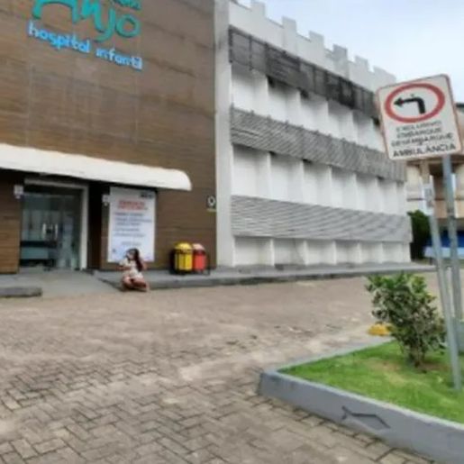 Menina de 5 anos morre após ser atingida por madeira que segurava balanço em SC