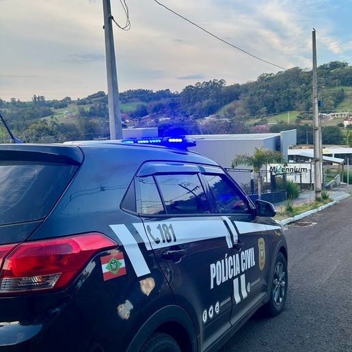 PC cumpre mandados em investigação de violência contra a mulher em Maravilha