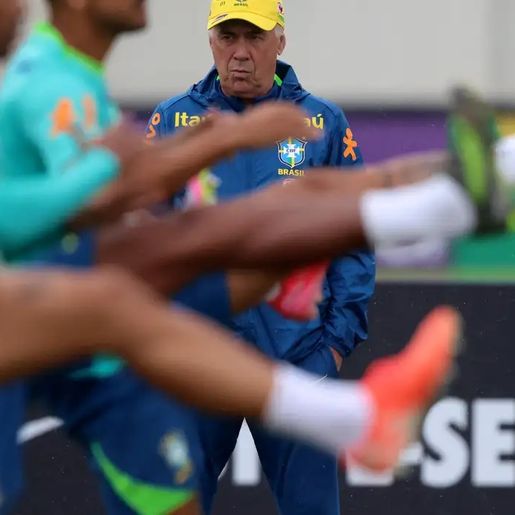 Brasil enfrenta Equador na estreia do italiano Carlo Ancelotti