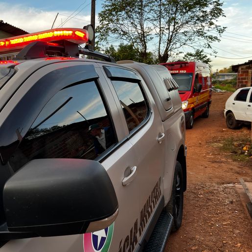 Mulher chama a PM e diz que esfaqueou o próprio marido em SMO