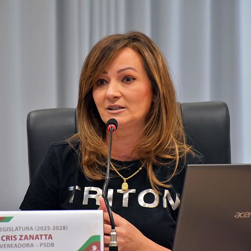 Vereadora questiona paralisação de obras de asfaltamento em São Miguel do Oeste