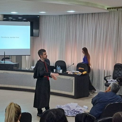 Duas pessoas que mataram homem a facadas são condenadas em São Lourenço do Oeste