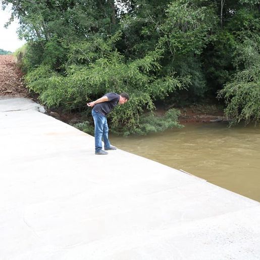 Ponte baixa recebe melhorias em São José do Cedro