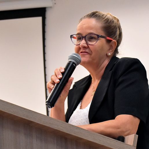 Curso de Pedagogia da Unoesc recebe homenagem da Câmara pelos 35 anos