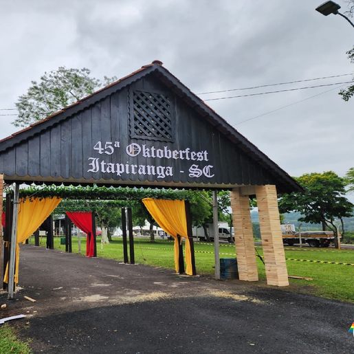 45ª Oktoberfest inicia na cidade nesta sexta-feira