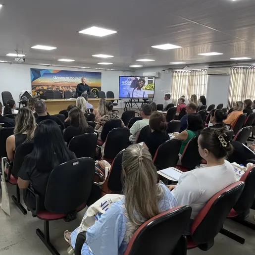 São Miguel do Oeste inicia capacitação para acolher imigrantes e fortalecer economia local