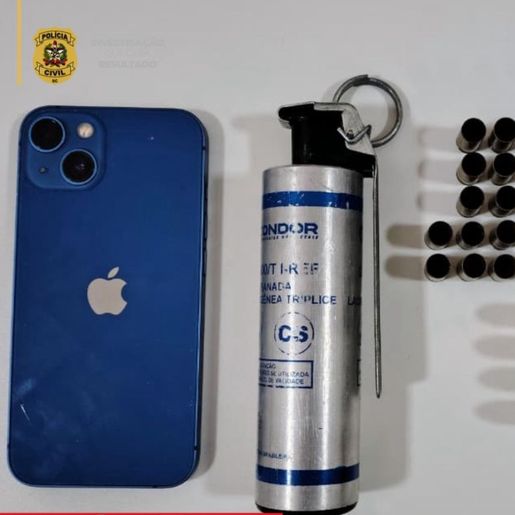 Polícia Civil apreende celular, munições e granada de gás em São Miguel do Oeste