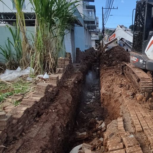 Administração de São José do Cedro executa obra de drenagem da rede pluvial