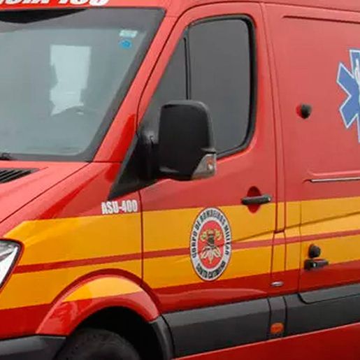 Mulher fica ferida ao prender mão em cilindro elétrico em Belmonte