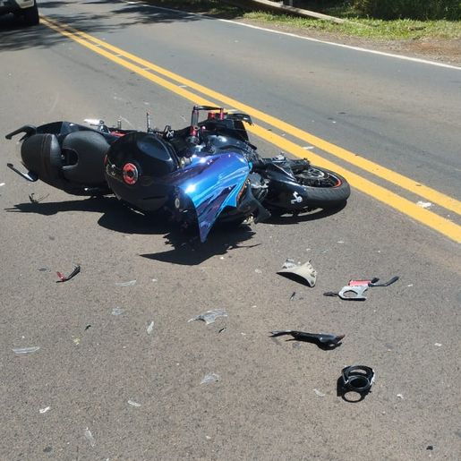 Motociclista fica gravemente ferido após colisão traseira na SC-283, em Palmitos