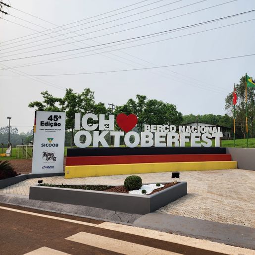 Comissão intensifica trabalhos para a abertura da Oktoberfest