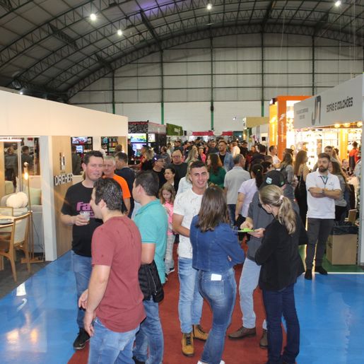 10ª FAIC de Iporã do Oeste tem grande movimentação no segundo dia