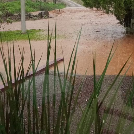 Excesso de chuvas prejudicam a malha viária em São José do Cedro