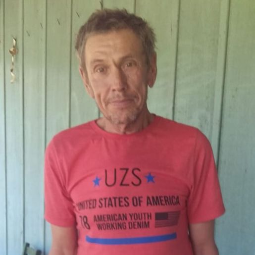 Família procura idoso desaparecido