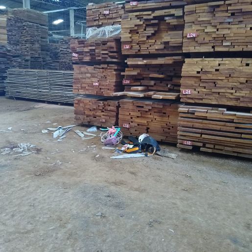 Homem sofre ferimentos em queda de telhado em Santa Helena