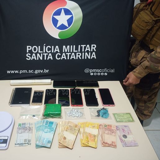 Mulher é presa pelo crime de tráfico de drogas em São Miguel do Oeste