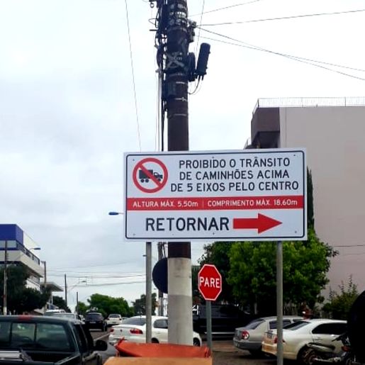 Demutran trabalha na melhoria da sinalização do município