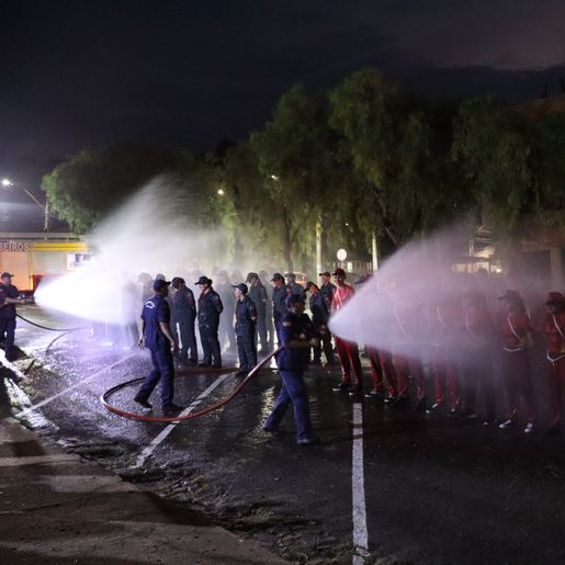 Corpo de Bombeiros de Anchieta fecha 2023 com solenidades